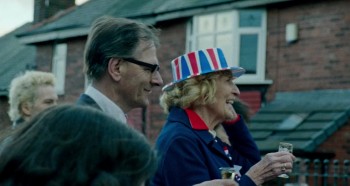 How to Talk to Girls at Parties screenshot 1