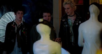 How to Talk to Girls at Parties screenshot 3