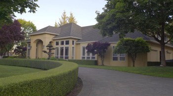 Undeserved screenshot 1