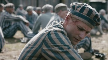 Naked Among Wolves screenshot 2