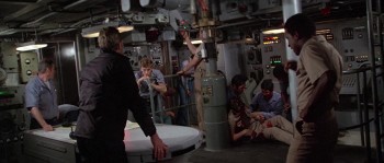 Gray Lady Down screenshot 1