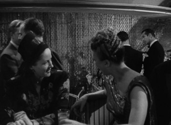 I Walk Alone screenshot 2