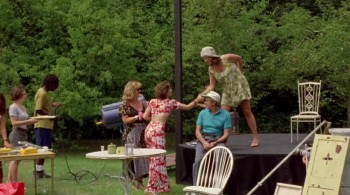 Last Summer in the Hamptons screenshot 1