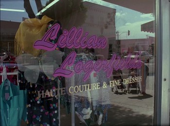 Welcome Home, Roxy Carmichael screenshot 2