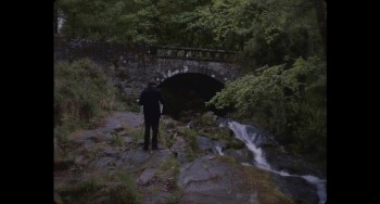 Don't Leave Home screenshot 2