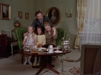 Scenes from a Marriage screenshot 2