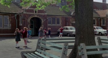 Take a Girl Like You screenshot 2