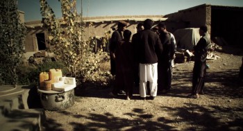 Dirty Wars screenshot 2