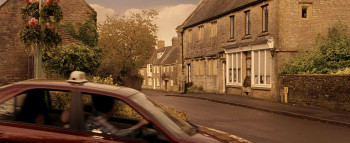 Tamara Drewe screenshot 2