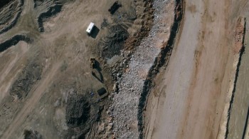 Dark Money screenshot 2