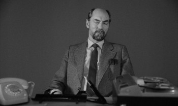 From the Life of the Marionettes screenshot 2