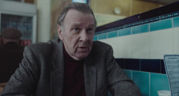 Dead in a Week: Or Your Money Back screenshot 2