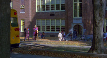 Lady in White screenshot 2