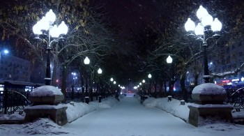 A Christmas Prince: The Royal Wedding screenshot 1