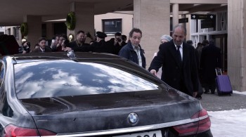 A Christmas Prince: The Royal Wedding screenshot 2